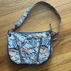 Lug Swivel Convertible Crossbody Bag Lily Grey